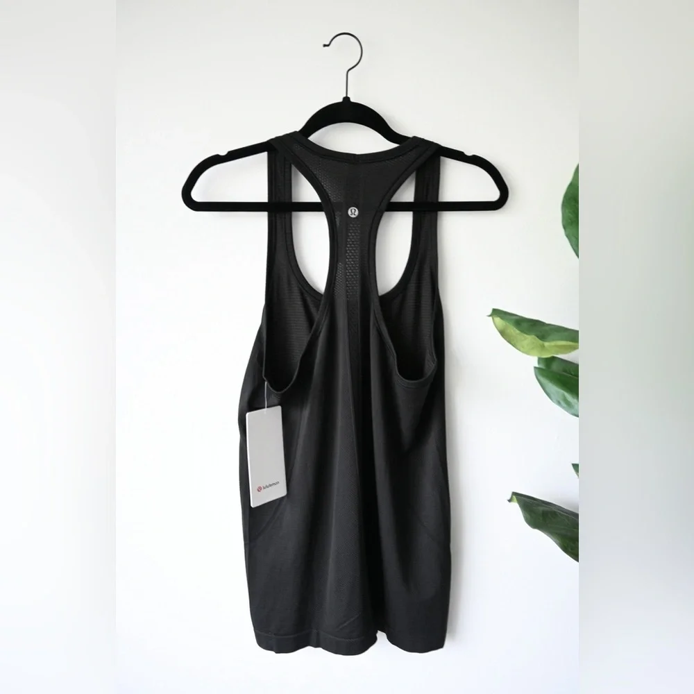 Lululemon Athletica 